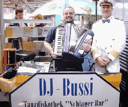DJ Bussi mit Käpt´n Fu
