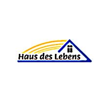 Logo: "Haus des Lebens" mit einem blauen Dreiecksdach und gelben Linien darüber.