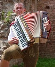 Hier mal volkstümlich mit Alpenpower!