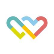 Logotipo de corazón en colores verde, azul, amarillo y rojo entrelazados sobre fondo blanco.