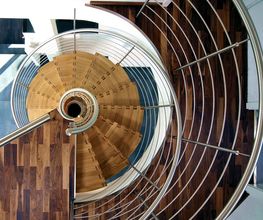 Faltwerktreppe gewendelt / Draufsicht