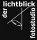 Logo: "Der Lichtblick Fotostudio" mit stilisiertem Lichtstrahl und ovalem Objektiv auf Schwarz.