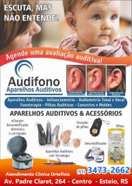 Cartaz de avaliação auditiva com imagem de bebê e aparelhos auditivos e acessórios em destaque.