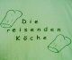 Grünes T-Shirt mit dem Text "Die reisenden Köche" und zwei skizzierten Kochmützen.