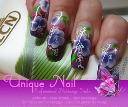 Unique Nail - One Stroke