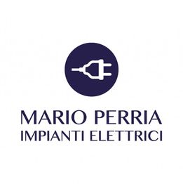 Logo con spina elettrica bianca e testo "Mario Perria Impianti Elettrici" su sfondo blu.