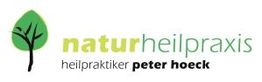 Grünes Blattsymbol neben dem Text "naturheilpraxis heilpraktiker peter hoeck".