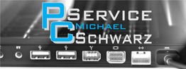 Laptop-Anschlüsse mit Text "PC Service Michael Schwarz" auf dem Bildschirm.