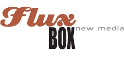 Logo mit der Aufschrift "Flux BOX new media" in braunen und schwarzen Buchstaben.