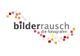 Logo mit Schriftzug "bilderrausch die fotografen" und bunten Quadraten in Wellenform.