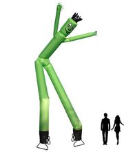 Skydancer sind die wohl auffälligsten Merchandizer, die man sich nur vorstellen kann.