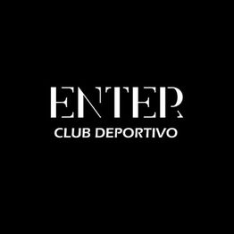 Texto blanco "ENTER CLUB DEPORTIVO" sobre fondo negro.