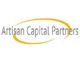 Logo met tekst "Artisan Capital Partners" en een geel krulmotief eromheen.