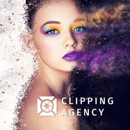 Frau mit buntem Make-up, umgeben von Partikeln, neben dem Schriftzug "Clipping Agency".