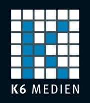 Logo mit blau-weißen Quadraten und Schriftzug "K6 MEDIEN" auf schwarzem Hintergrund.