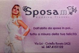 Donna in abito da sposa su pubblicità per wedding planner, contatti forniti.