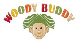 Illustration mit fröhlichem Holzgesicht und grünen Haaren, darüber bunte Buchstaben "Woody Buddy".