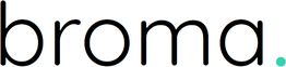 Schwarzer Schriftzug "broma" mit einem kleinen türkisfarbenen Punkt auf weißem Hintergrund.