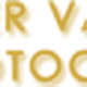 Gouden logo met de tekst "FIFA" en "CAF" in een strak lettertype.