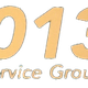 Logo con testo "013 Service Group" in caratteri arancioni. Sfondo bianco.