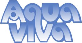 Das Bild zeigt den Schriftzug „Agua Viva“ in blauen Buchstaben mit wellenartigem Design.