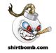 Böse aussehende Cartoon-Bombe mit Augen, gezündeter Zigarette und "shirtbomb.com"-Text darunter.