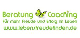 Grüner Text mit Schmetterling: "Beratung Coaching - Für mehr Freude im Leben".
