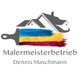 Logo von Malermeisterbetrieb Dennis Maschmann mit Pinselhaus und Farbstreifen in Blau, Gelb, Rot.