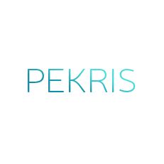 Text "PEKRIS" in türkis auf weißem Hintergrund.