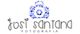 Logotipo de "Josi Santana Fotografia" com ícone de câmera formado por corações azuis.
