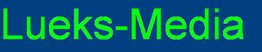 Grüner Text "Lueks-Media" auf blauem Hintergrund.
