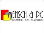 Logo mit Text "Mensch & PC" und farbigen Quadraten in Rot, Grau und Gelb.