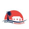 Logo de Turisol Decorlux con paisaje de palmera y casa bajo un sol rojo.