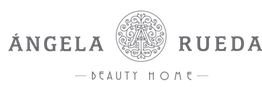 Logotipo de "Ángela Rueda Beauty Home" con diseño decorativo central.