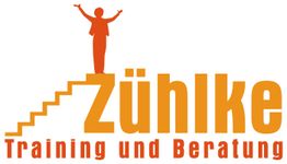 Illustration eines Menschen auf Treppe, Text: "Zühlke Training und Beratung" in Orange.