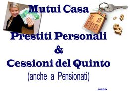 Donna con denaro, testo su mutui, prestiti e cessioni del quinto. Chiavi e simbolo casa.