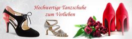 Hochwertige Tanzschuhe: Schwarzer, silberner und rote High Heels mit Rosen im Hintergrund.