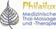 Logo von Philailux, Medizinische Thai-Massage und -Therapie, mit Blattillustration.