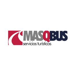 Logo de MasQBus con el texto "Servicios Turísticos". Fondo blanco, letras rojas, grises y negras.