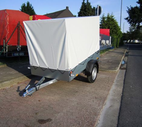 Planenanhänger 750kg ca.201 x 108 x133 cm