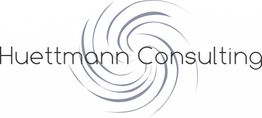 "Logo von Huettmann Consulting mit spiralförmigem Design im Hintergrund."