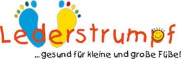 Bunte Schrift "Lederstrumpf" mit Fußabdrücken, Slogan: "...gesund für kleine und große Füße".