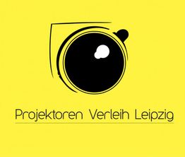 Gelbes Logo mit stilisiertem Projektor, Text: "Projektoren Verleih Leipzig".