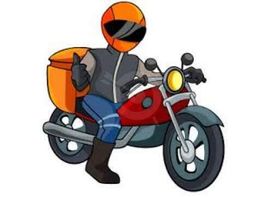 Motociclista com capacete laranja, jaqueta e luvas, sinaliza positivo em moto com baú.