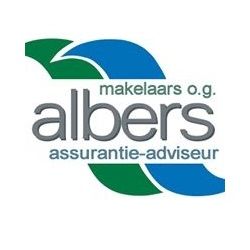 Logo met tekst: "makelaars o.g. albers assurantie-adviseur" in grijs, met groene en blauwe accenten.
