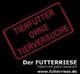 Rotes Siegel auf Schwarz: "Tierfutter ohne Tierversuche". Unten "Der Futterriese", Webseite erwähnt.