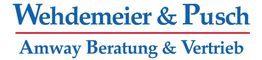 Weißes Logo mit blauem Text: "Wehdemeier & Pusch, Amway Beratung & Vertrieb".