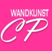 Weiße Schrift "WANDKUNST CP" auf pinkem Hintergrund.