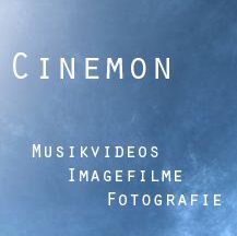 Blauer Hintergrund mit Text: "CINEMON" und "Musikvideos, Imagefilme, Fotografie".