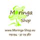 Logo des Moringa Shops mit Website und Telefonnummer, grüne Baumgrafik im Hintergrund.